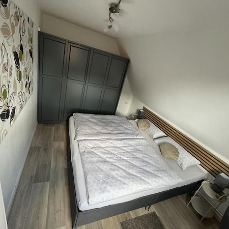 Ferienwohnung Alice Burhave Ngoại thất bức ảnh